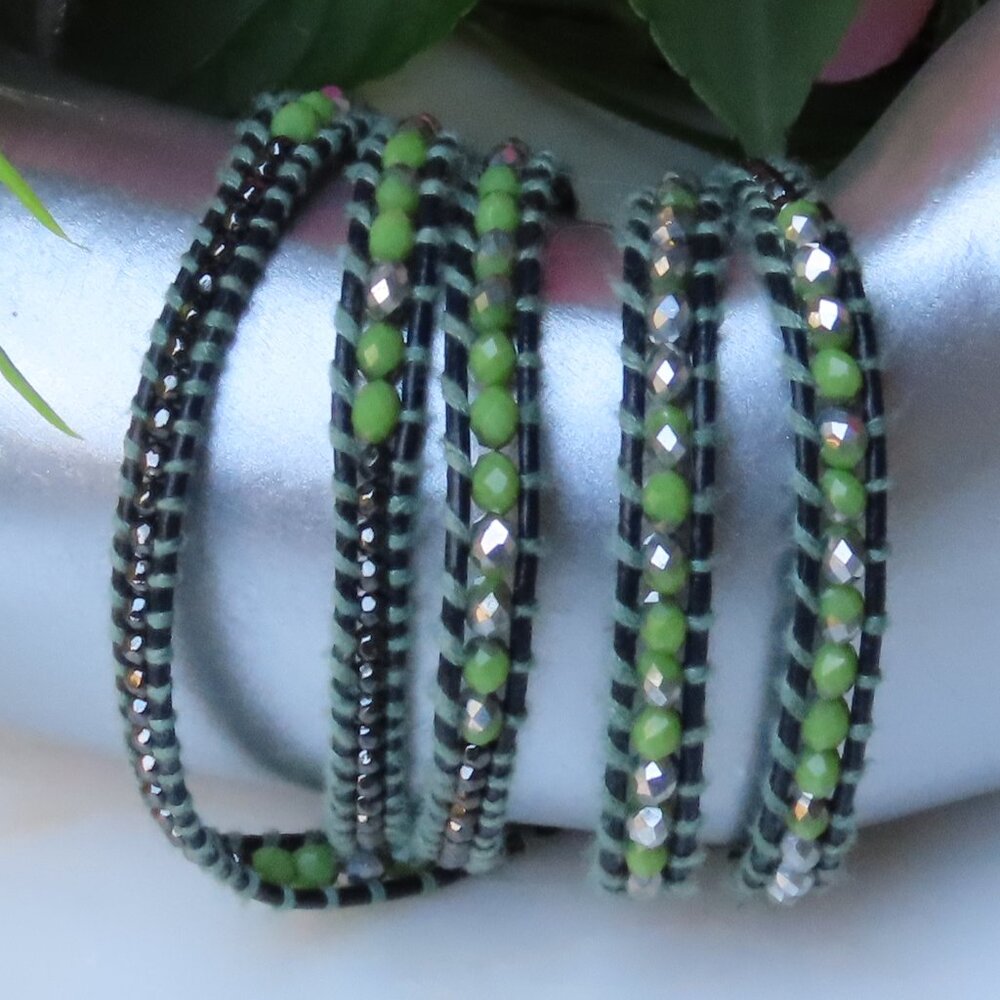 Lizou green and black wrap bracelet